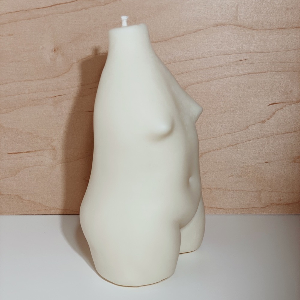 Rachel Saunders Femme Illuminée Candle Color: Marscapone